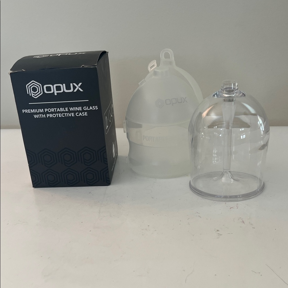 Clear and White Portable Wine Glass with Protective Case